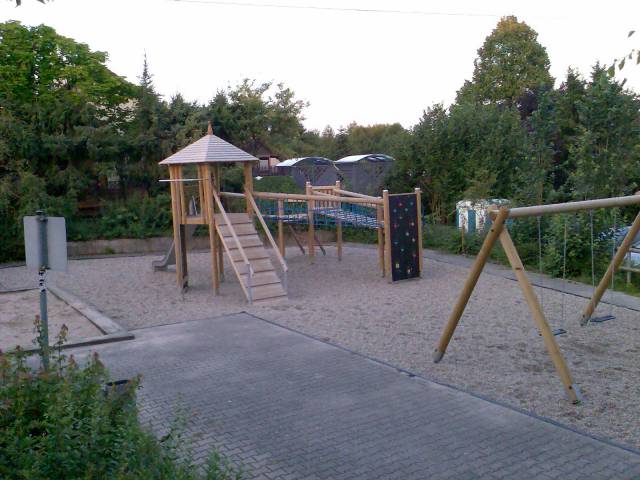 Foto /pics/7888-spielplatz.jpg