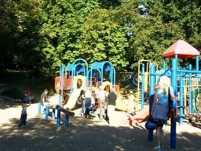 Foto /pics/796-spielplatz_siegburg1.jpg