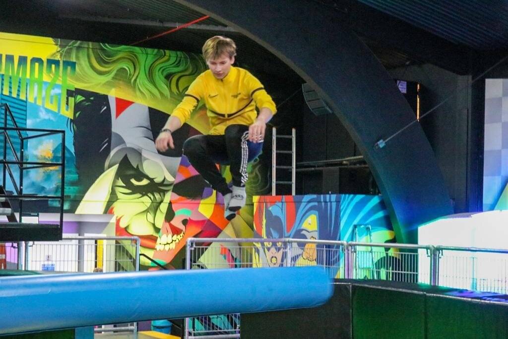 Foto /pics/81666-auf-dem-twister-ist-nicht.jpg