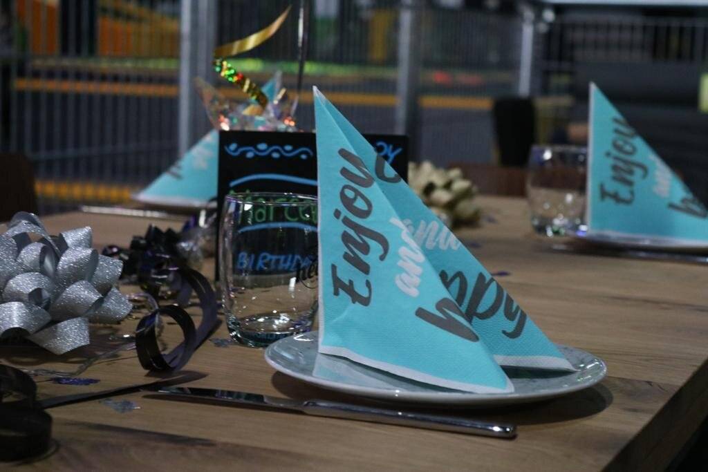 Foto /pics/81666-kinobesuch-oder-topfschlagen.jpg