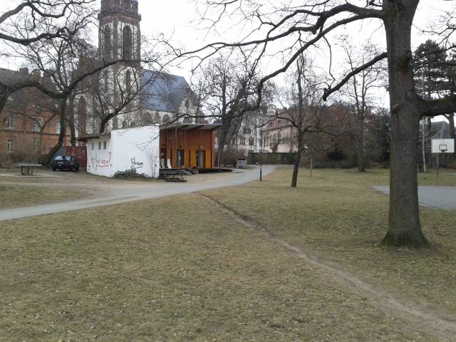 Foto /pics/9786-2012-02-24-spielplatz-darmstadt__3_.jpg