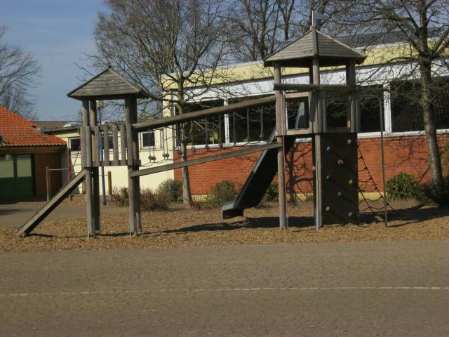 Foto /pics/9964-spielplaetze_002.jpg